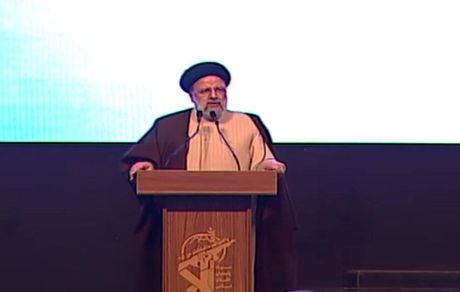 رئیسی: کارنامه سپاه در دفاع از انقلاب، درخشان است