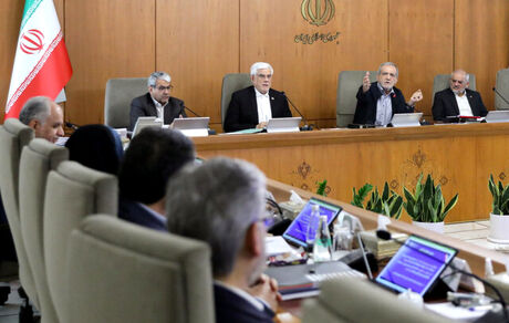 رئیس جمهور: استراتژی دشمن این است که نیروهای تاثیرگذار و توانمند مورد بی‌مهری قرار گیرند و ناراضی شوند