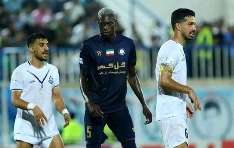 ملوان ۹ نفره باخت