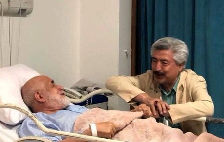 مهدی کروبی بستری شد