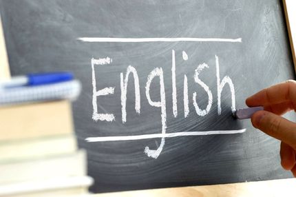 برای دانش آموزان، زبان انگلیسی نه ولی زبان عربی اجباری است