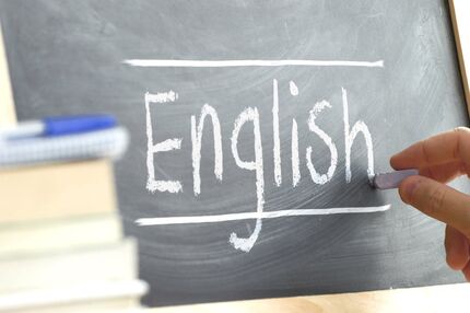 برای دانش آموزان، زبان انگلیسی نه ولی زبان عربی اجباری است