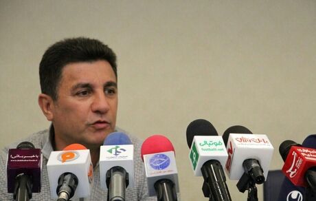 قلعه‌نویی: دیدار با پیکان برای ما حکم فینال را داردو