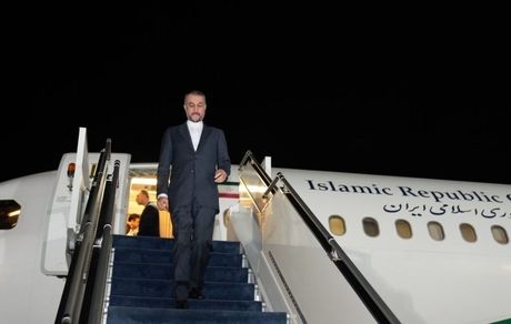 وزیر امور خارجه وارد پاکستان شد