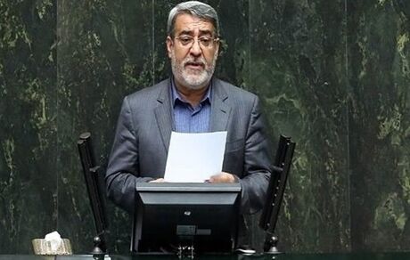 
استیضاح وزیر کشور کلید خورد
