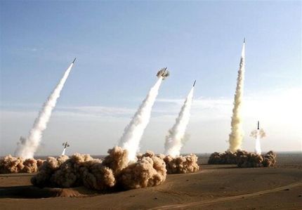 حمله موشکی ایران به سرزمین‌های اشغالی / ۲۵ موشک شلیک شد