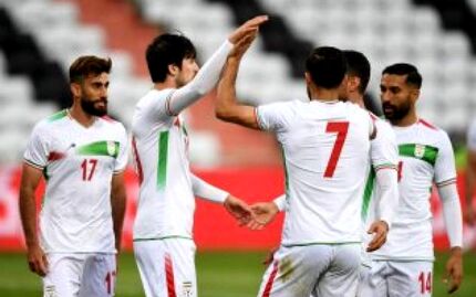 سانتافه ۲۰۱۸ نیوفیس، پاداش ملی پوشان فوتبال ایران