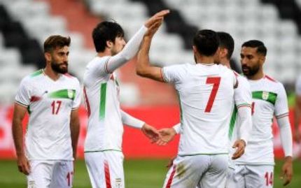 سانتافه ۲۰۱۸ نیوفیس، پاداش ملی پوشان فوتبال ایران