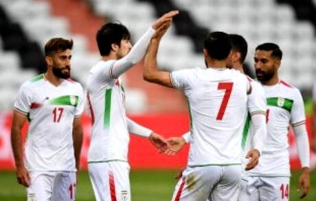 سانتافه ۲۰۱۸ نیوفیس، پاداش ملی پوشان فوتبال ایران