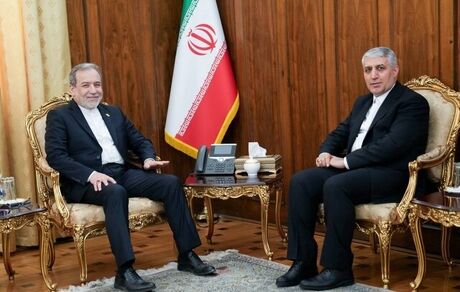 تاکید عراقچی بر پیشبرد مؤثر رویکرد حسن همسایگی با جمهوری آذربایجان