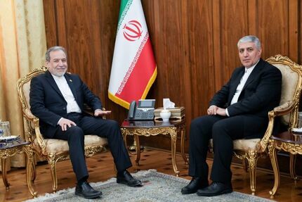 تاکید عراقچی بر پیشبرد مؤثر رویکرد حسن همسایگی با جمهوری آذربایجان