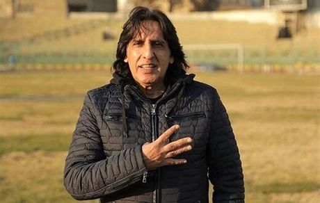 بیانی: اگر استقلال مدیر مقتدر داشت مثل سپاهان راضی نمی‌شد بازی کند