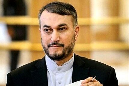 وزیر امور خارجه به عراق رفت