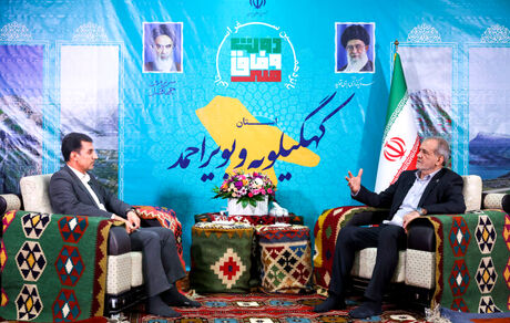 رئیس جمهور: کسانی که جنگ را اداره کردند، برای حضور در جبهه پول نگرفتند / باید ایمانی داشت که انسان به خاطر آن از نام و نان خود بگذرد