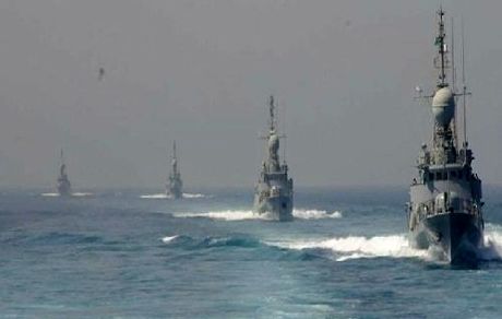 ادعای عبور کشتی نفتی با اسکورت ارتش آمریکا از تنگه هرمز کذب است