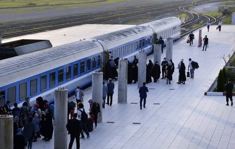 فردا آغاز پیش فروش بلیت قطار‌های مسافری