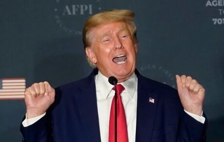 واکنش مرندی به سخنرانی ترامپ در جمع هوادارانش