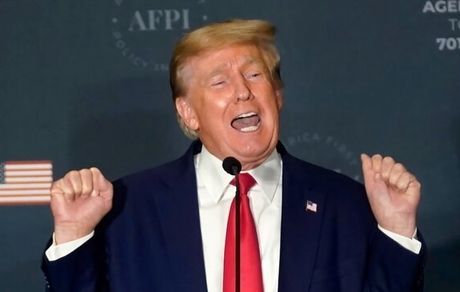 واکنش مرندی به سخنرانی ترامپ در جمع هوادارانش