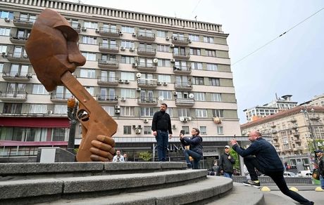 خودکشی پوتین / عکس