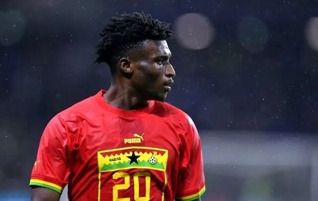 بازیکنان غنا در سفر به قطر لباس‌هایشان را در کشورشان جا گذاشتند!