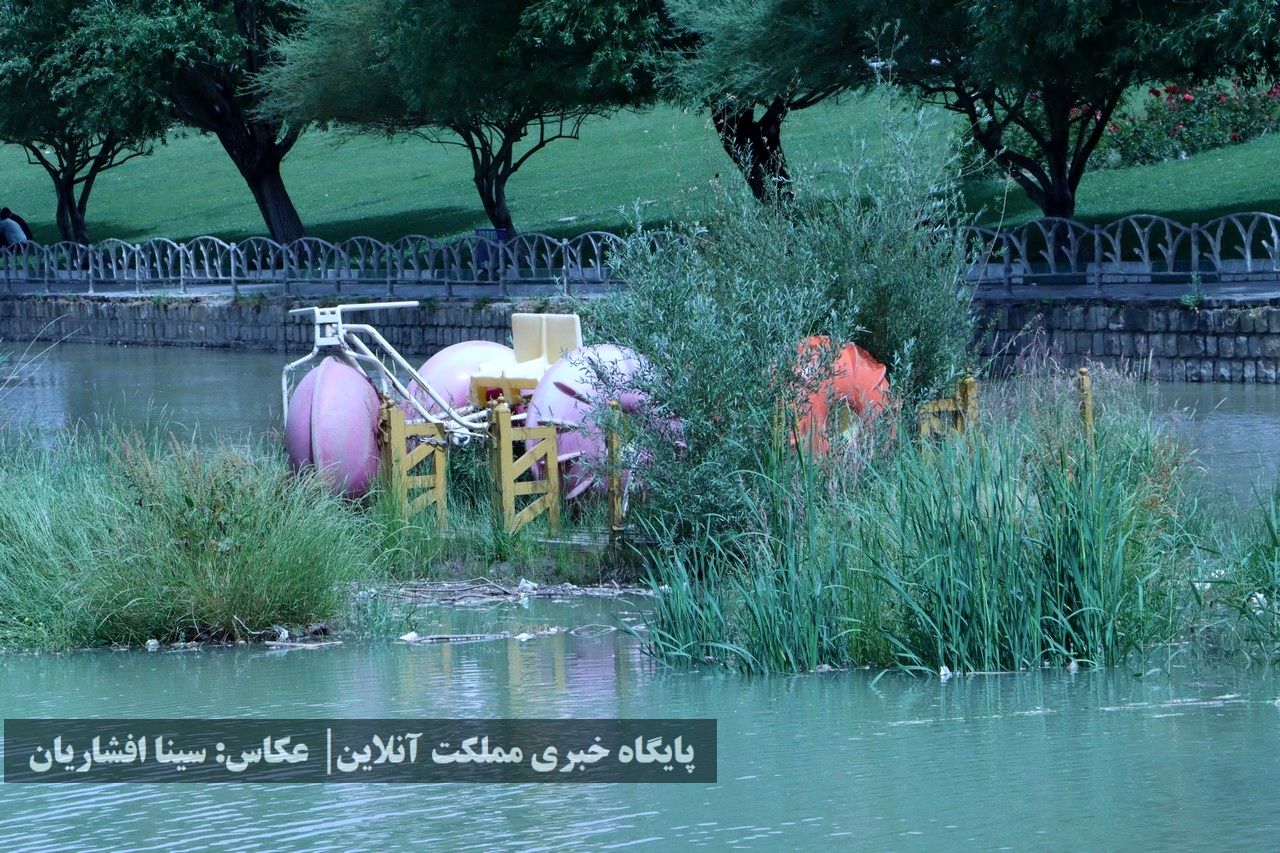 رودخانه‌ای به حال خود رهاشده در میان ارومیه