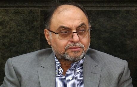 اعلام حمایت وحید حقانیان از مسعود پزشکیان