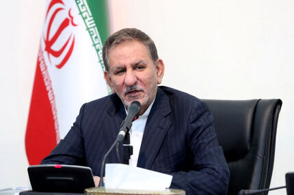 جهانگیری: تولید کاغذ در داخل کشور از اولویت‌های دولت است