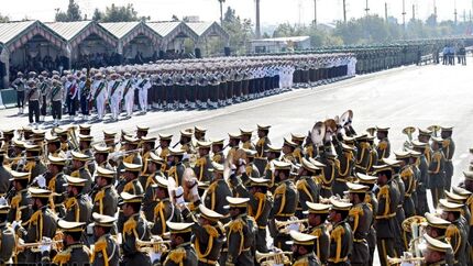 آغاز مراسم روز ارتش جمهوری اسلامی ایران