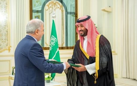تسلیم استوارنامه سفیر جدید ایران در عربستان