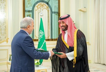 تسلیم استوارنامه سفیر جدید ایران در عربستان