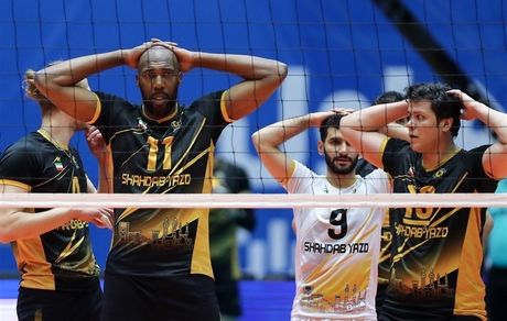 تهدید کناره گیری شهداب یزد از لیگ برتر والیبال