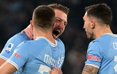 میلان تحقیر شد / بایرن در آخرین ثانیه‌ها از شکست فرار کرد