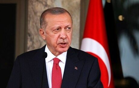 اردوغان اخیرا تحت عمل جراحی قرار گرفته است.