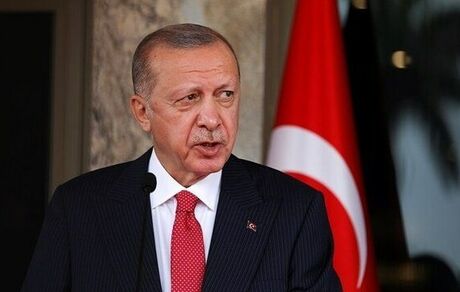 اردوغان اخیرا تحت عمل جراحی قرار گرفته است.