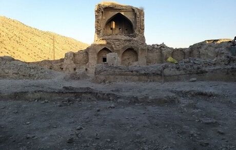 مرمت اضطراری قلعه تاریخی «آرو» در شهرستان گچساران انجام شد