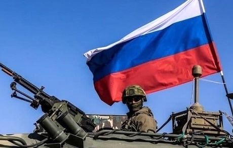 روسیه، یک شهر در جنوب اوکراین و نیروگاه برق‌آبی را تصرف کرد / درگیری‌های خیابانی در پایتخت ادامه دارد