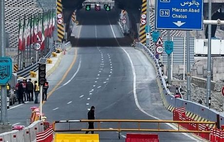 جاده کرج - چالوس و آزادراه تهران - شمال همچنان بسته است