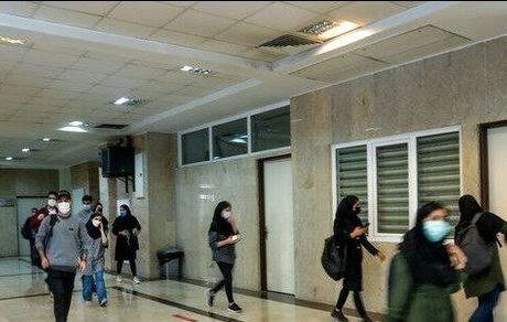 معاون دانشگاه تهران: پوشیدن شلوار پاره مناسب محیط دانشگاه نیست