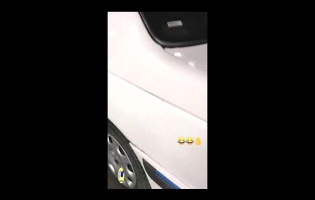 شاهکار جدید خودروسازان / بدنه پژو پارس بخاطر صدای موسیقی پاره شد!