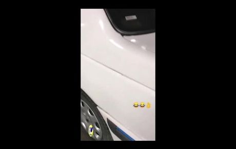 شاهکار جدید خودروسازان / بدنه پژو پارس بخاطر صدای موسیقی پاره شد!