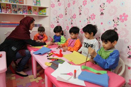 آموزش زبان خارجه در مهدهای کودک ممنوع است