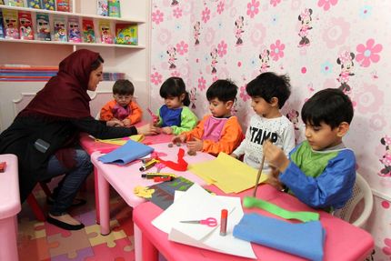 آموزش زبان خارجه در مهدهای کودک ممنوع است