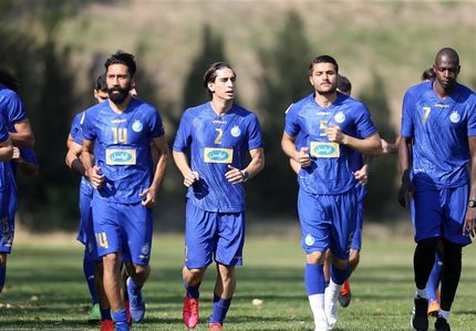 تایید قرارداد ۱۰ میلیارد تومانی برخی بازیکنان در باشگاه استقلال