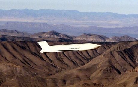 دو فروند موشک کروز در نزدیک تهران منهدم شد