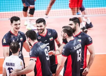 صعود تیم فولاد سیرجان ایرانیان به نیمه نهایی لیگ قهرمانان والیبال آسیا