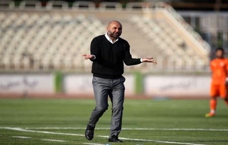 سهراب دوباره سرمربی موقت استقلال شد؟