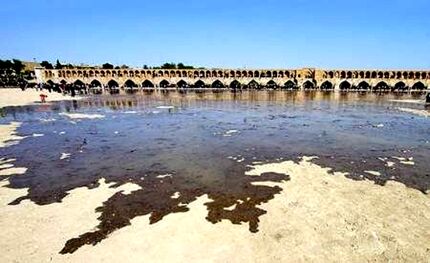 آب بالاخره به زاینده رود رسید