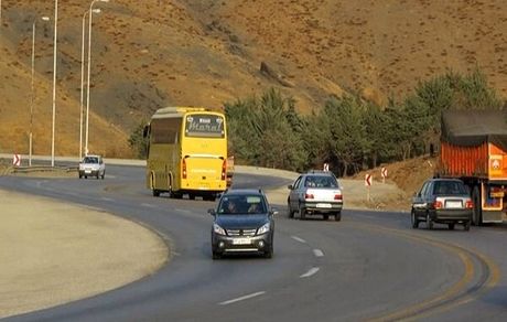 محور دهلران به مهران در استان ایلام مسدود شد