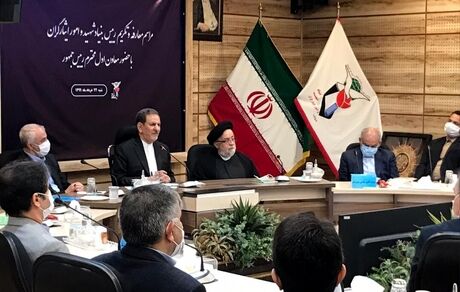 جهانگیری: برخی منتقدان کمترین ارتباطی با زندگی مردم ندارند