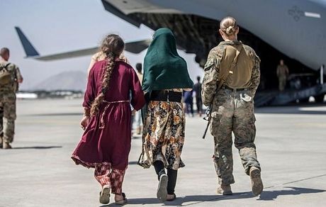 باید با واقعیت تلخ طالبان روبرو شویم / افغان‌ها اجازه خروج از کشور را خواهندداشت